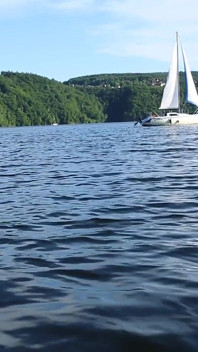 Nudez de barco a remo