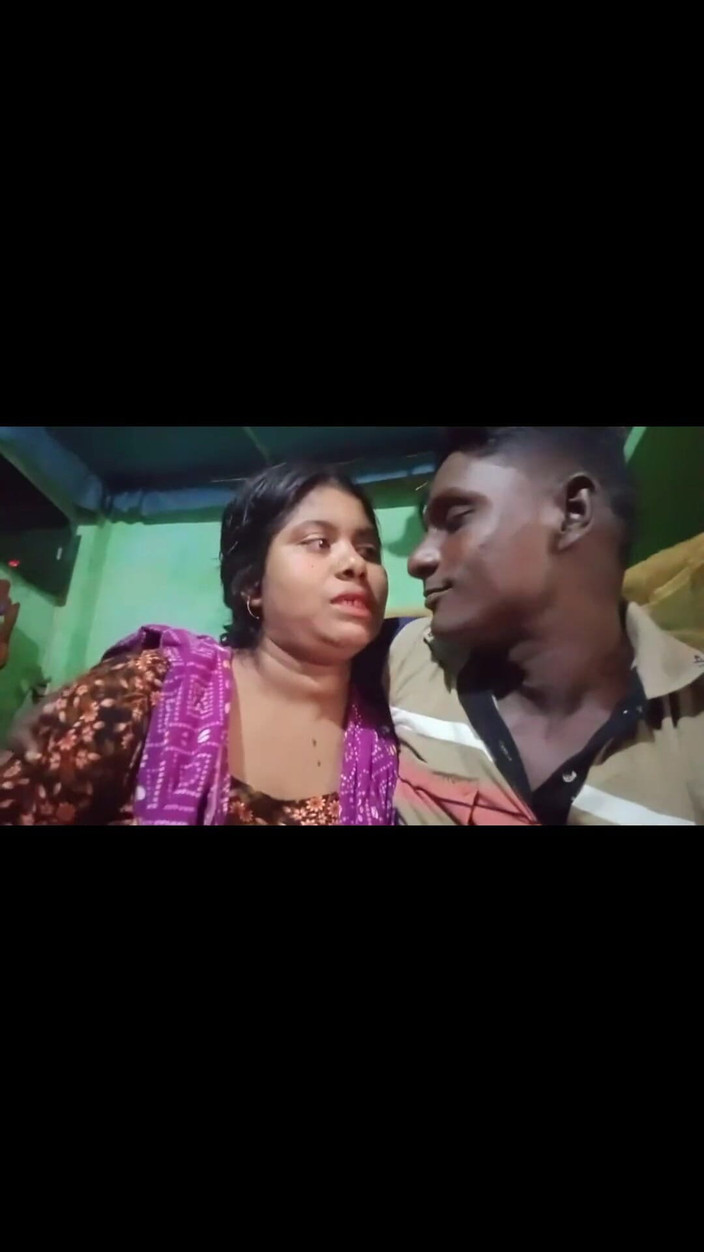 Mombd: प्यारी देसी गांव की ब्यूटिफुल लड़की की चुदाई