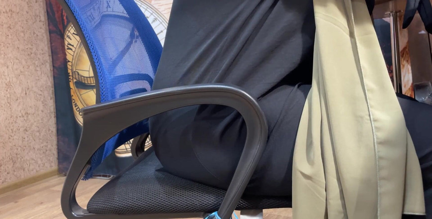 Lux Eva: La donna araba con il velo si masturba attraverso le...
