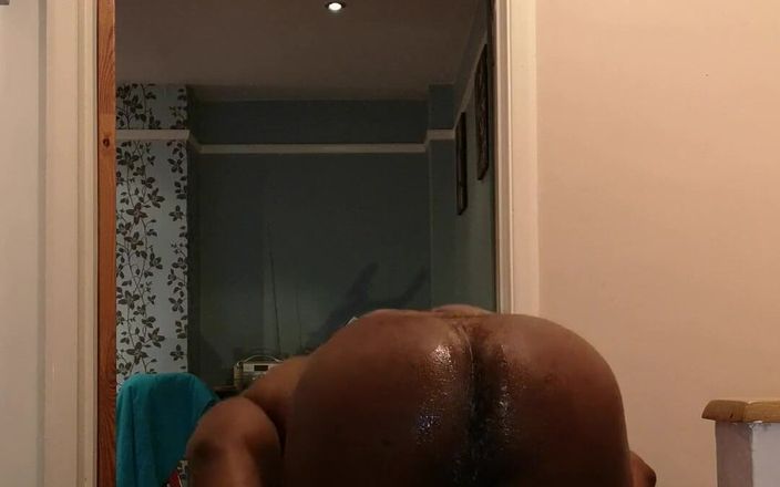Amadeus: Chicos de humpday ... Soy un Embajador