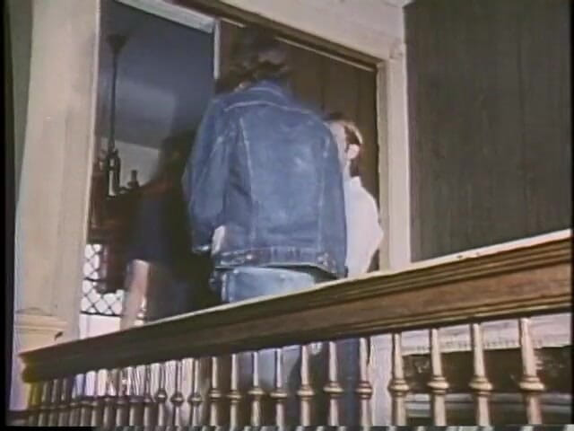Gays Case: Retro 80s porn with amazing deep throat action in bed