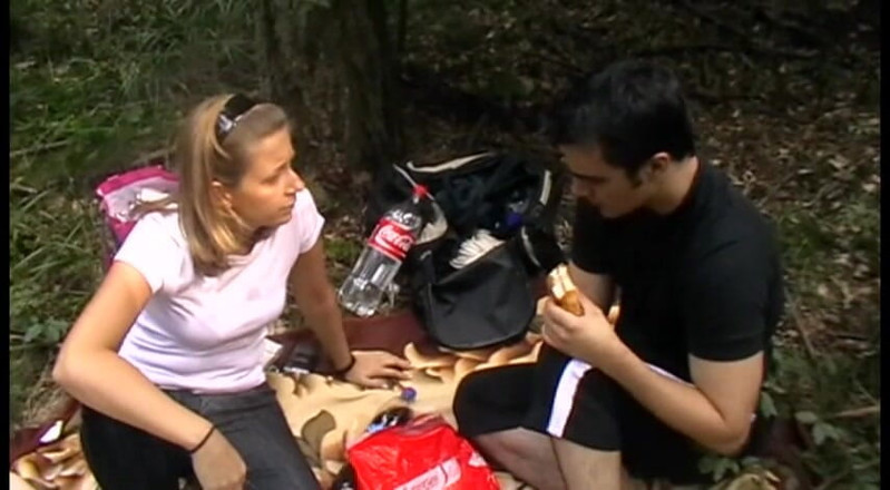 Femdom Austria: Salsa extra nel sandwich