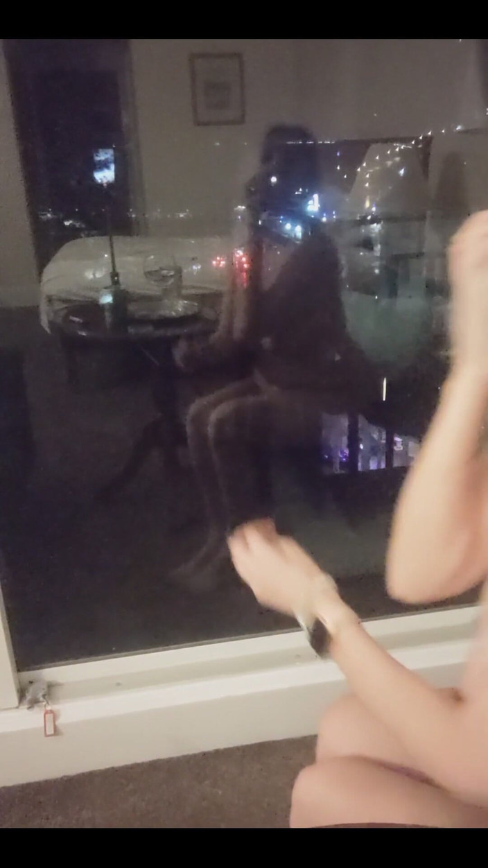 Maggie Moon: Snažila jsem se být trochu arty s mým odrazem v...