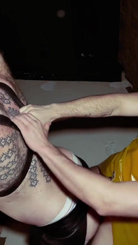Gloryhole Fun. Brodacz mistrz jebanie fellball