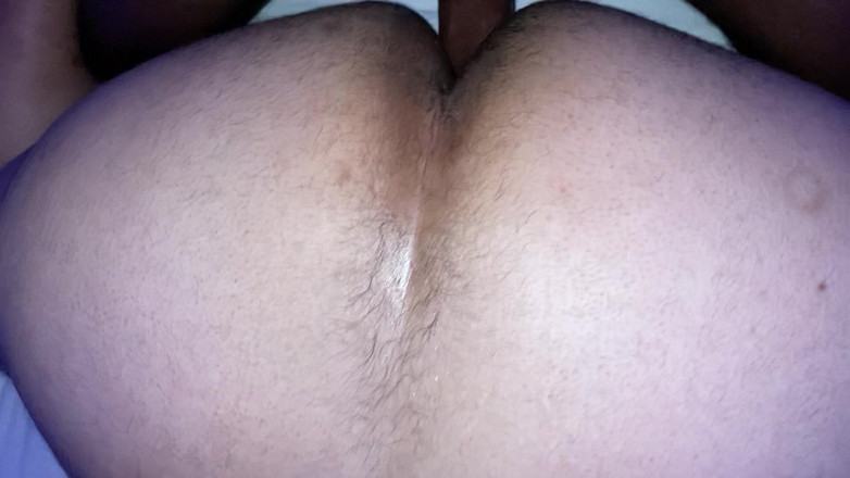 Candy Licker: Döllerimi içine pompalıyorum