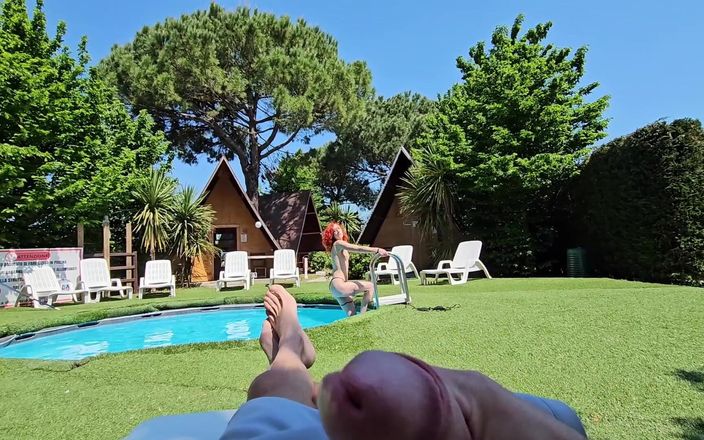 Ferrero anal experience: Ik ontmoet mijn roodharige buurvrouw bij het zwembad