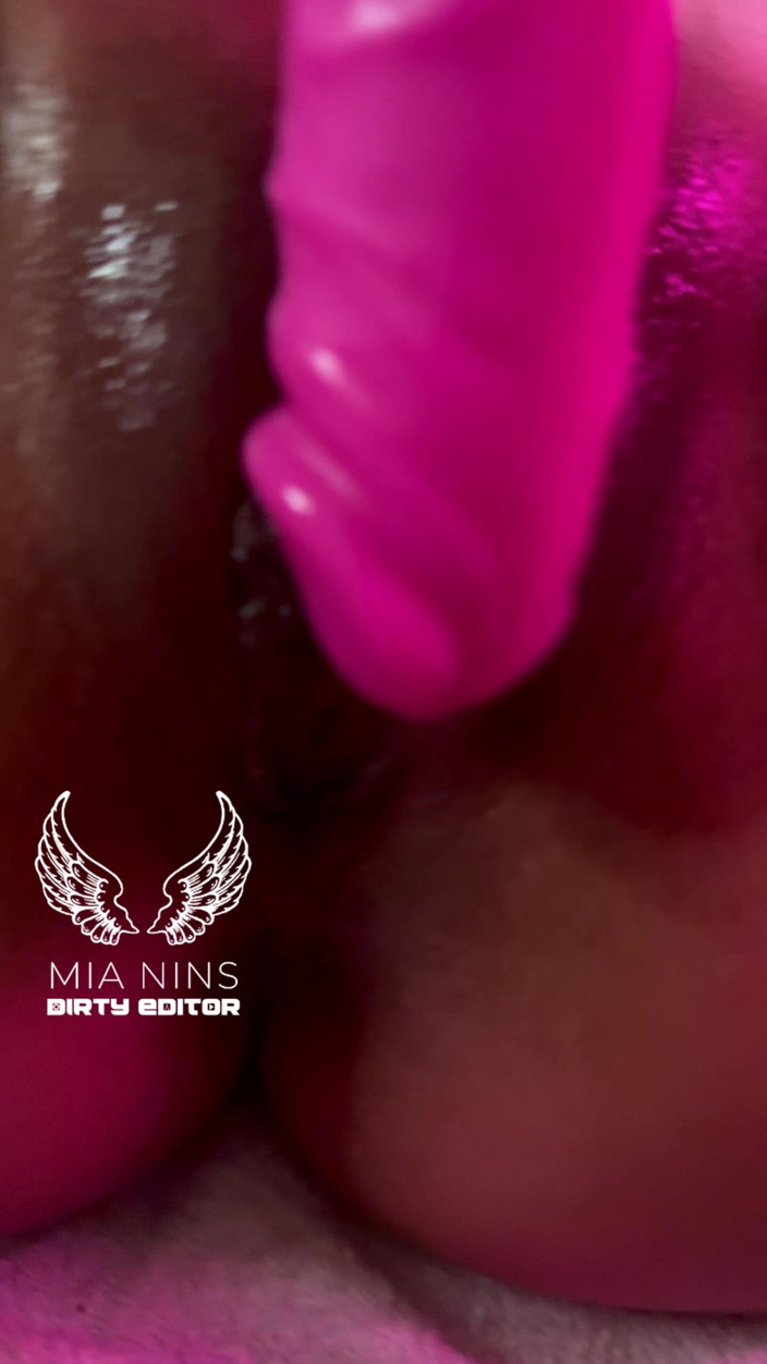 Mianins: Oiled-up Brazilian Latina Gets Fucked Hard and Makes Cock Cum