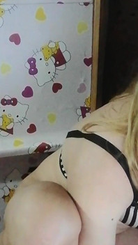 I Look for Stepdaddy in My Room to Fuck so Hard