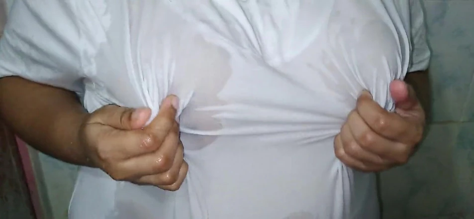 Aria Mia: Huge Boobs Hot GF