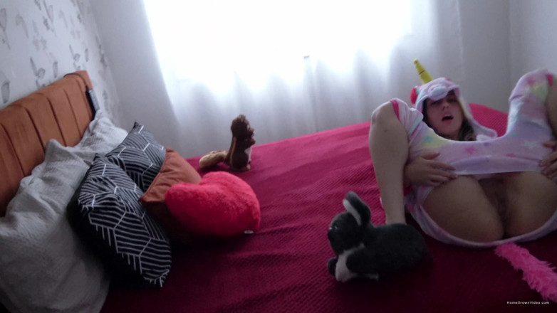 Homegrown Swingers: Onesie Girl Rides a Dick