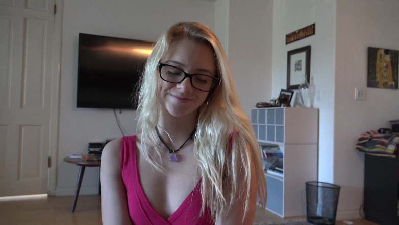 ATK Fans (Girlfriends): Riley se obléká, jen aby na tebe zapůsobil