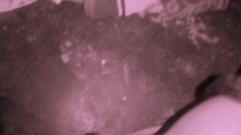 Priyanka314: Isteri desi melancap dalam zakar kawan lelaki