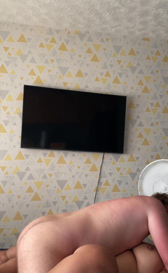 Filthy British Couple: Říkám tátovi, že je lehká děvka, nutí ho stříkat do mé špinavé...