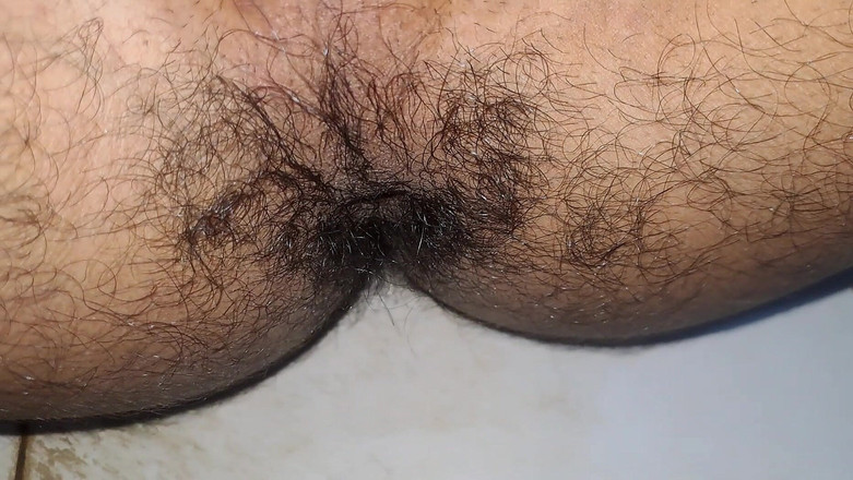 Desi_Porn_India: Video bokong bahenolku lagi asik bugil!