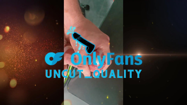 GloomyChase977: Prstění ptáka ve veřejné koupelně je zábava!