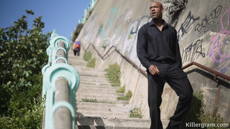 Killergram: Stacked Workout Girl Meets a BBC Stud Outside and Takes...