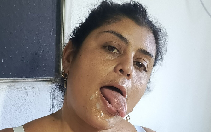 oficialkairadenaly: 我给继妹堵嘴，操她的嘴巴和阴道