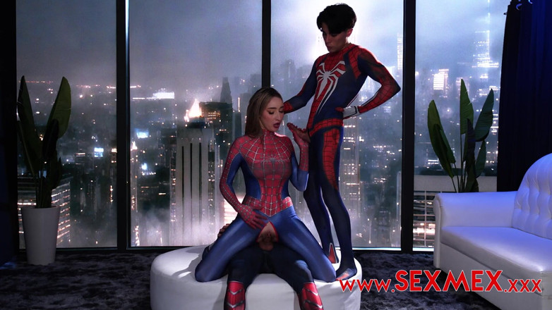 SexMex: 슈퍼 히어로에게 따먹히는 스파이더걸. 룰라 주부