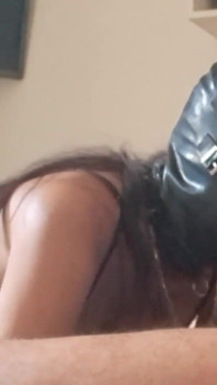 4 Scenes, 23 Minutes of MILF Giving a Blowjob with a Condom