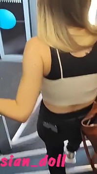 Blowjob dalam pancutan mani di dalam mulut saya