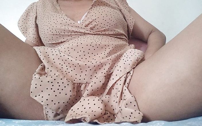 PATY PATY: Brunetka latina má papiltante a orgasmické pohyby nebudete schopni mému...