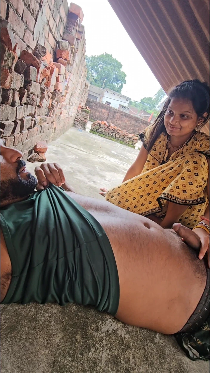 Aalox: Indian New Desi Hot Village Girl Sex in Home
