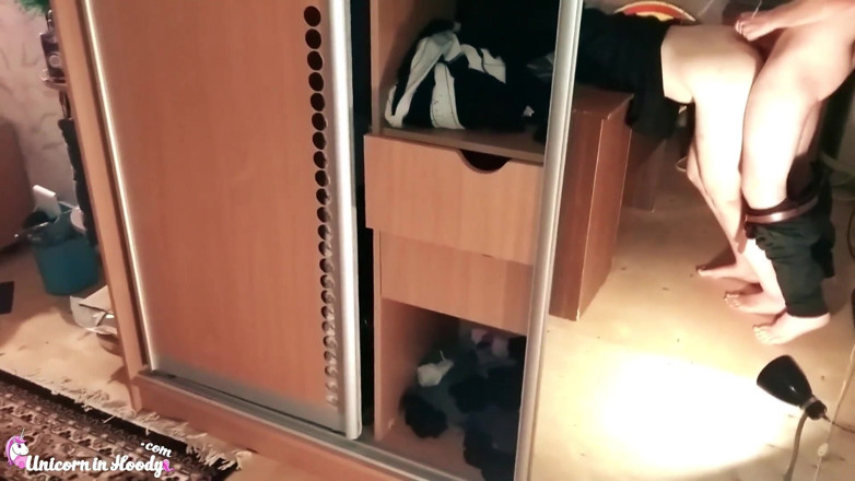 Unicorn In Hoodie: Bunny suger kuk älskare och doggy style sex utanför pov
