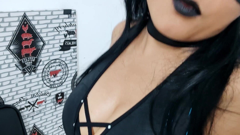 NEGRITA SEXY: Îmi arăt lenjeria gotică. Sunt sexy și fantezii despre a fi...