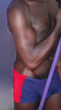Watch This if You Ever Wondered What Daddy Do to Get Such Body