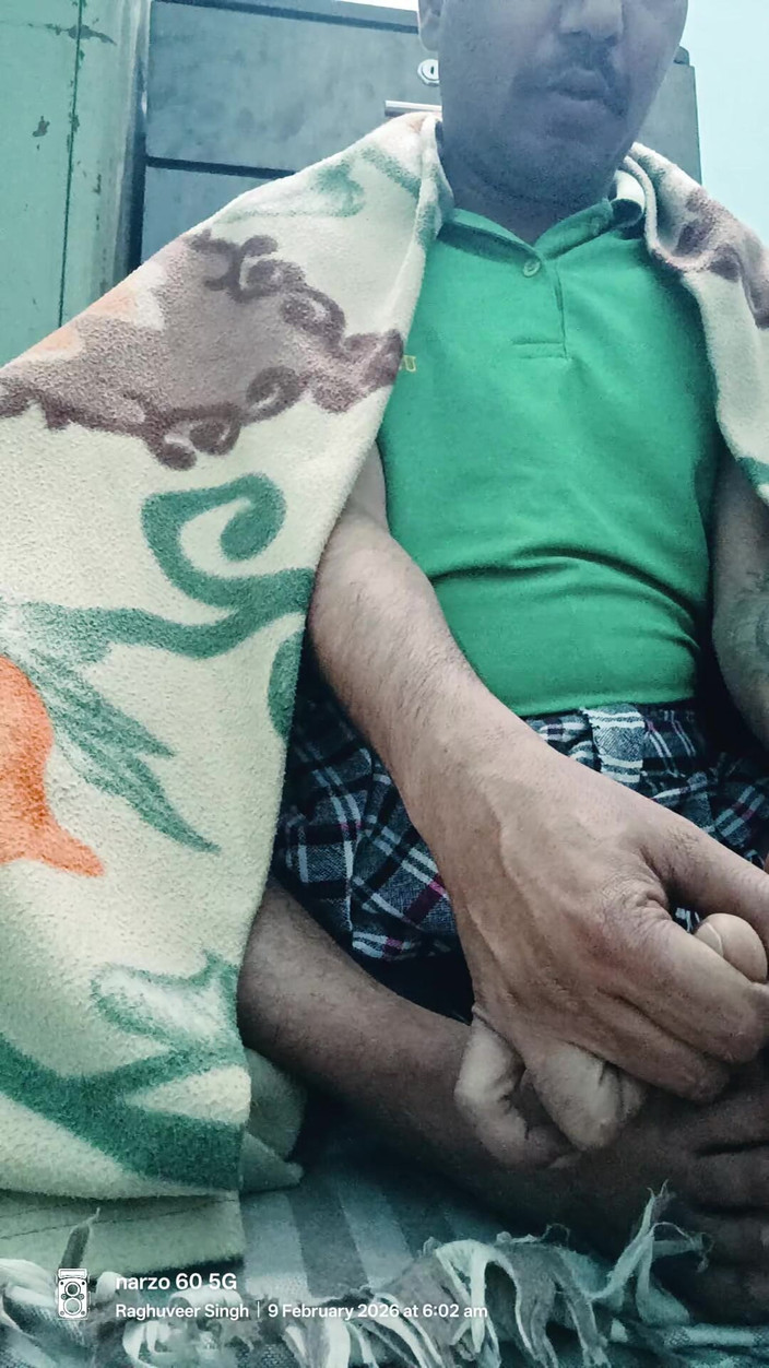 Rajasthani-old-lover: Hintli polis memuru ordu adamı desi man