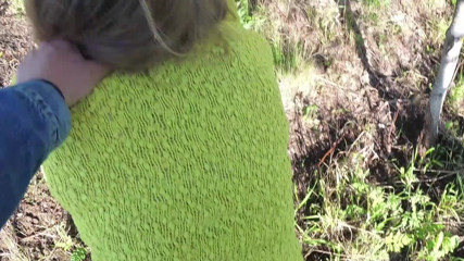 Sasha Bikeyeva: Arriesgado sexo al aire libre en primer plano. Extraño folló...