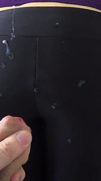 I pantaloni hanno bisogno di essere puliti a secco!