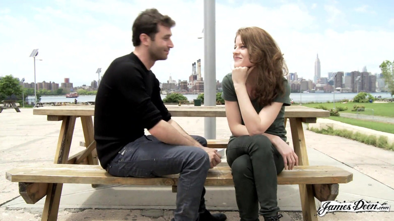 James Deen: James Deen에게 입에 뿌리고 하드코어하게 따먹히는 Luna Bast
