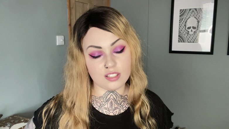 Miss Valentina: Lừa dối và đổ Sph