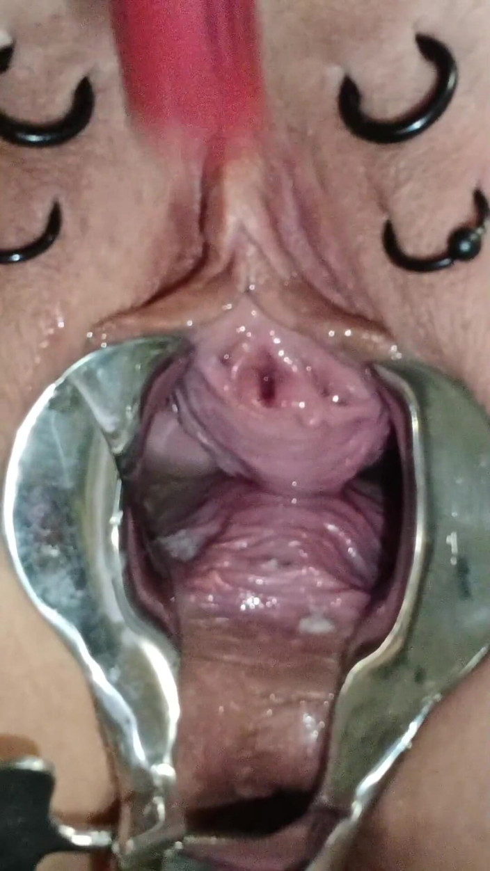 SklavinS_pervert: Sklavins Training From the Peehole for Her Master!