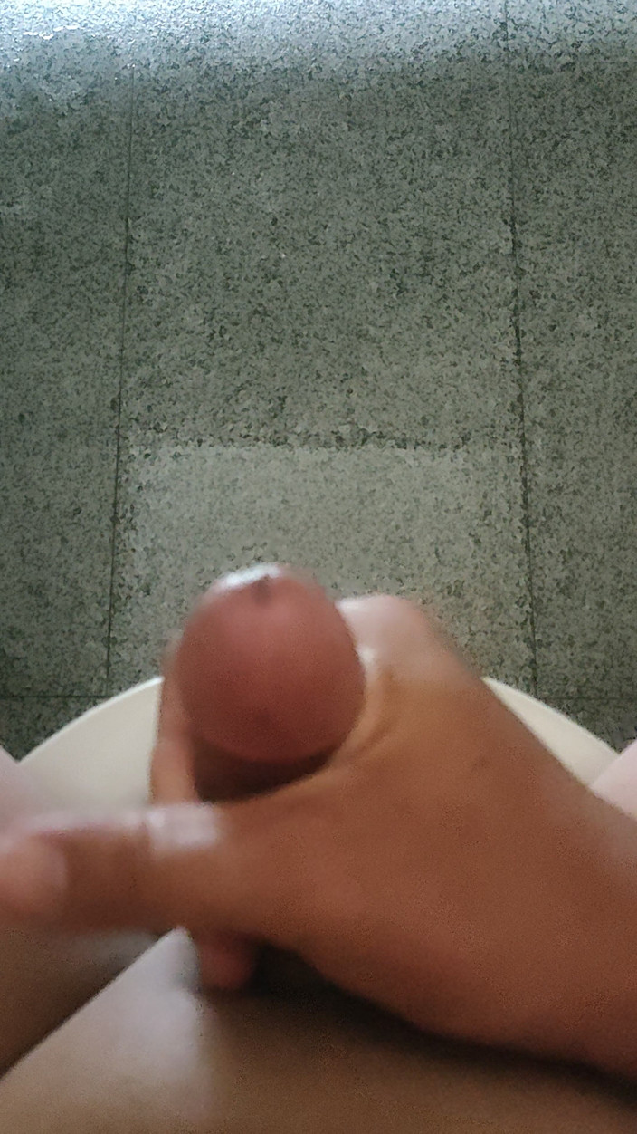 ArchAss: Cewek sange ini ngocok kontolku dong!