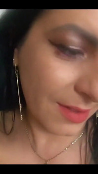 Milfycalla Ep 138 mama vitregă și-a introdus ciorapii în pizdă.i masturbat foarte mult. Am jucat cu pizda mea păroasă pentru că a