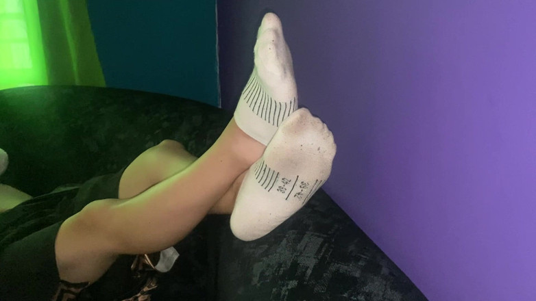 Mr Feet Colombia: 너는 내 아래에 있어, 네가 있어야 할 곳, 내 발치에 있어.