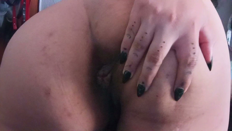 Raizelx117: Witchy Hands: Spreading and Bouncing Ass