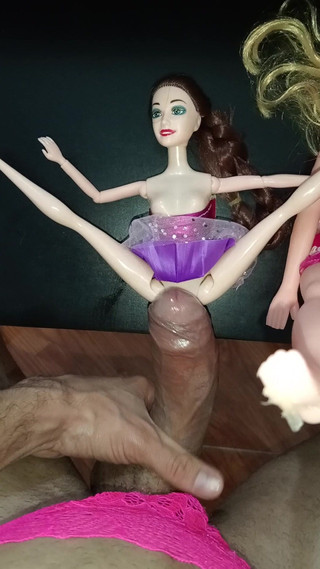 Rey rey: Lily y Riley lesbianas calientes y sumisas follan mi polla,...