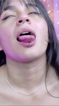 I'm Alone in My Room and I Want to Be Fucked