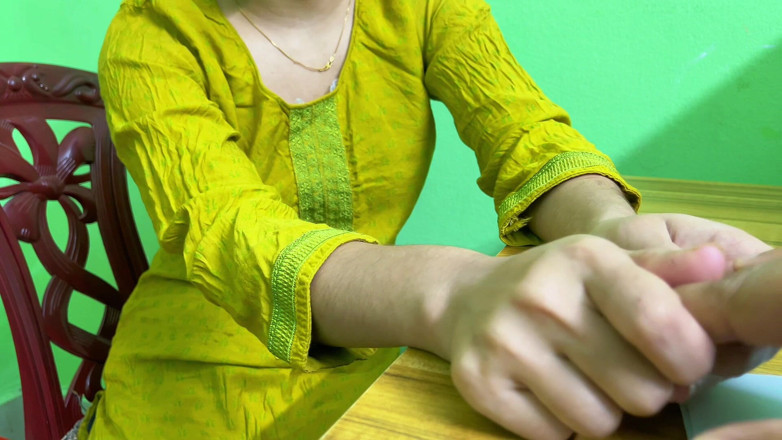 Riya Chowdhury: Sir mě tvrdě ošukal poté, co jsem neobdržela peníze