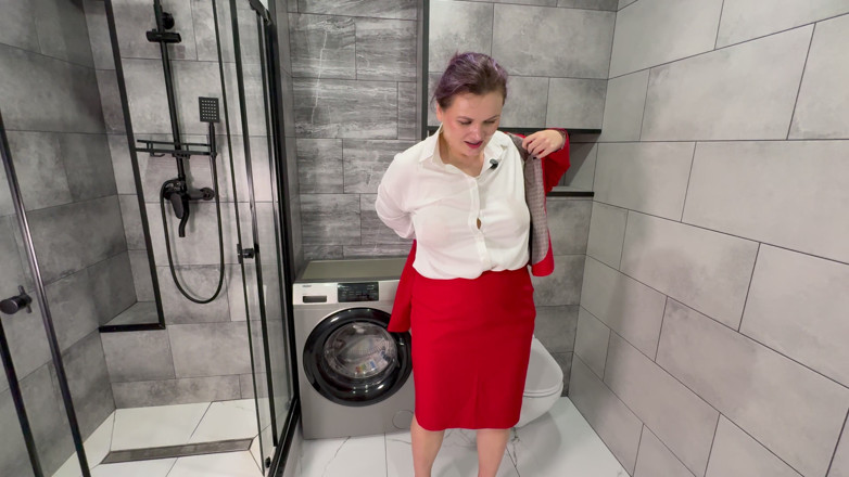 Katybigcherry: Segretaria Scopata Nel Bagno