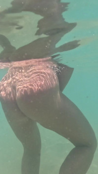 Naked in Paradise - Underwater Ocean Playtime