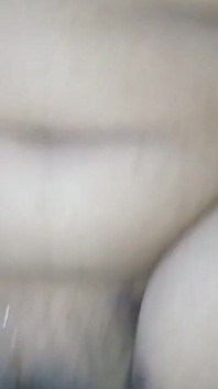 Můj manžel mě vždy chce kolem