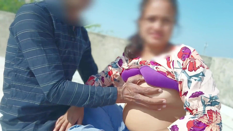 Fuckkkker: Desi village gril cazzo duro all'aperto, desi villaggio indiano gril...