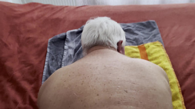 Aimeronds: 視点:おじいちゃんと寝る