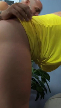 Bitch fucked hard - Deepthroat squirt