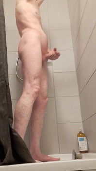 Good Handjob in the Shower