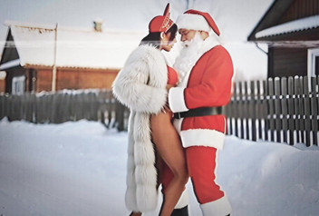 My Fetish Girl: वंडर सेक्सी चोदने लायक मम्मी आउटडोर घूम रही है